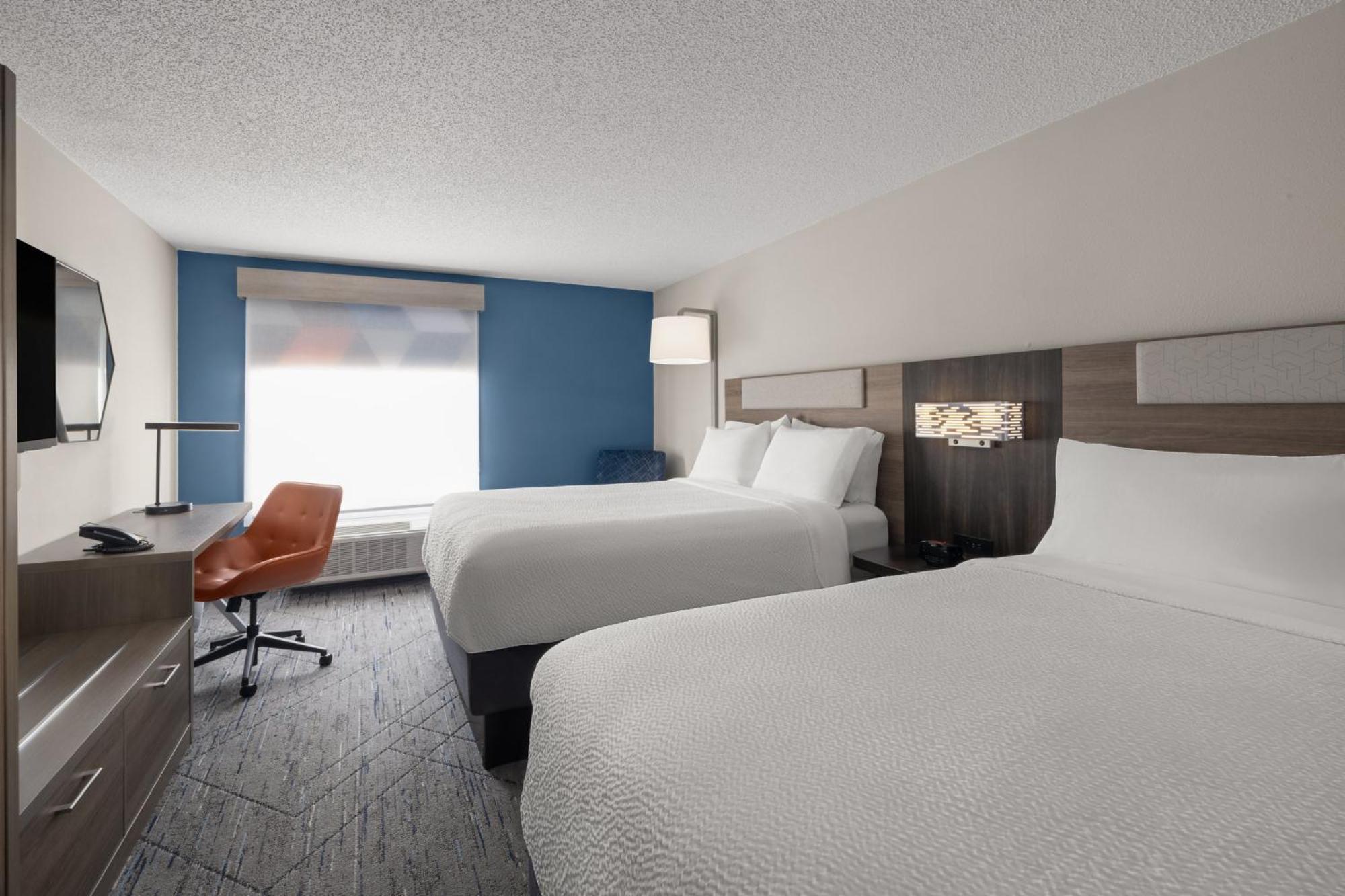 Standard Room with Two Queen Beds