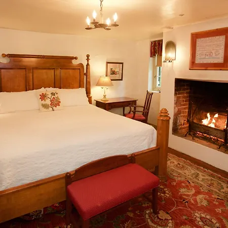 The Zevely Inn-3